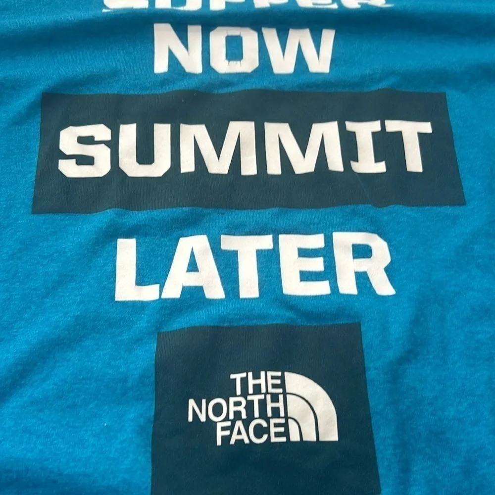 The North Face Shirt ! Small